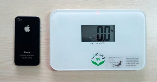 NewlineNY Step-on Super Mini Smallest Travel Bathroom Scale with Protection Sleeve: SBB0638SM-WH(White)+S001MG