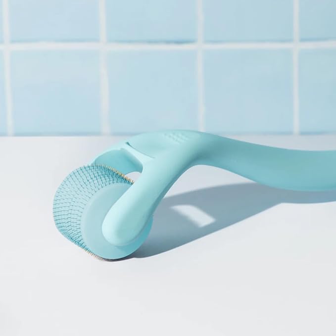ROSELYNBOUTIQUE Derma Roller for Men & Women - Cosmetic Beauty Tool with Ergonomic Handle - Personal Care Use (Blue)