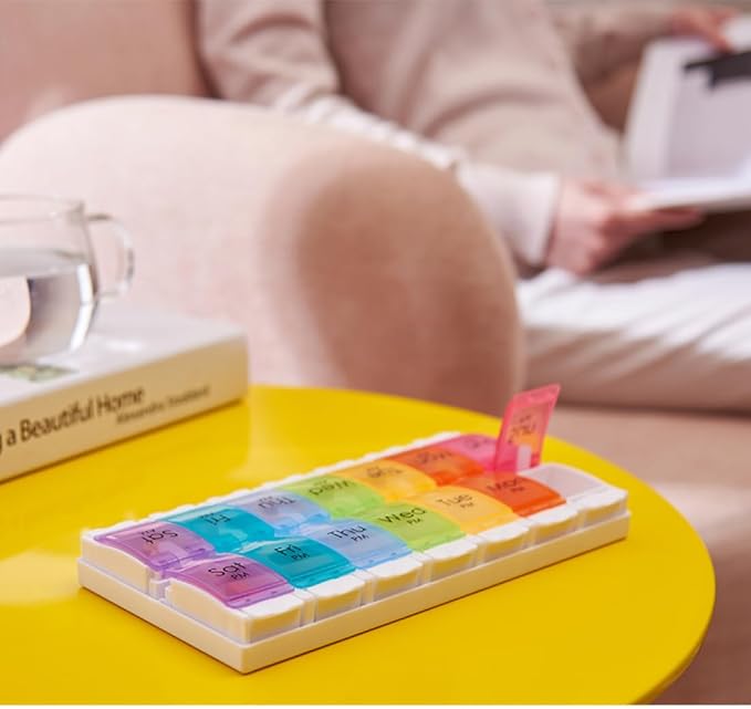 Weekly Pill Box,Portable and Removable Pill Box,Travel Pill Organizer with 14 Compartments,Moisture-proof Personal Pill Organizers
