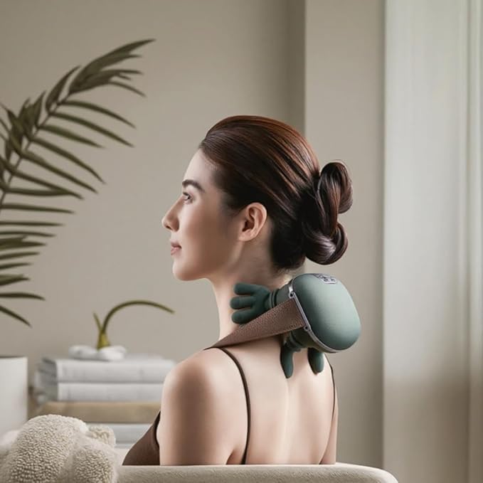 ZoserX - Bionic Heated Massager, Portable Shiatsu Neck and Back Massager, Electric Deep Tissue 4D Kneading Massage, Simulated Human Hand Design for Pain Relief and Muscle Relax (Green)