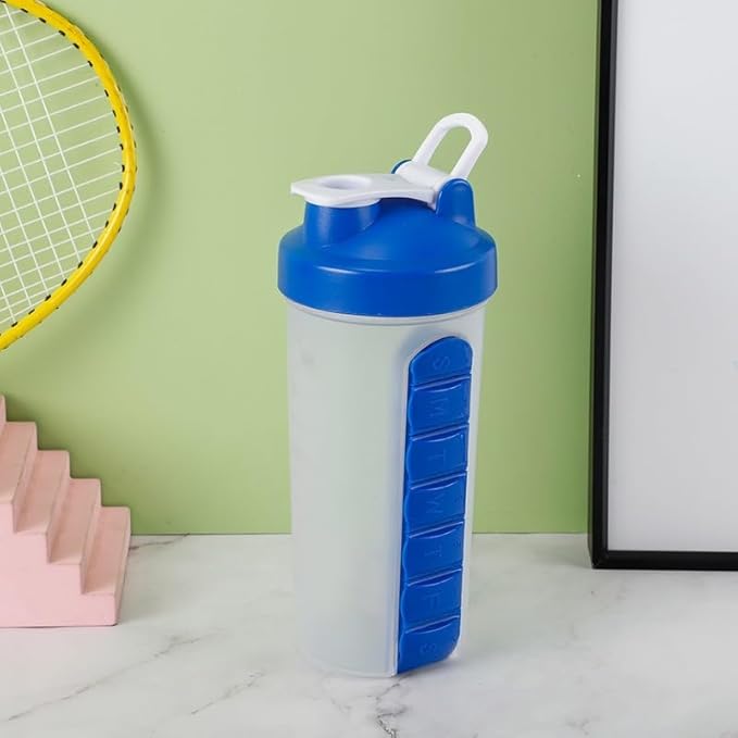 2-in-1 Water Bottle and Pill Organizer, 600ml Capacity, 7 Compartments outdoor capsule cup medicine box dispenser (Shaking Cup Blue)