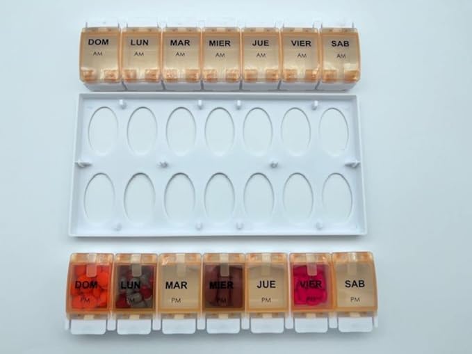 Healthaccessories Spanish Pill Box 7 Day Twice-a Day AM PM Weekly Pill Planner Organizer - Large Compartment Pill Boxes Store medications for Entire Week. Easy See Through. (Orange). para un semana.