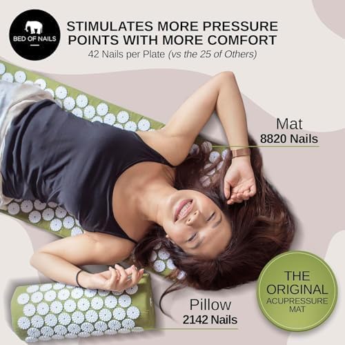 Bed of Nails Mat and Pillow Set – Original Bon Acupressure Design with 10962 Precision Nails, Mat: 28.5 x 16.5 x 1", Pillow: 14.5 x 6 x 4", Green