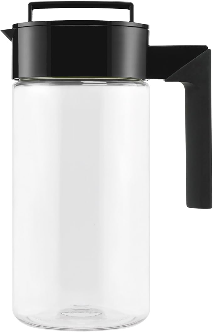 Takeya Airtight Pitcher - Durable BPA-Free Eastman Tritan Odor/Stain-Resistant Leakproof Lid for Iced Tea/Water Easy-Grip Silicone Handle Spill-Free Spout Fridge-Friendly Made in USA 1 Quart/Black