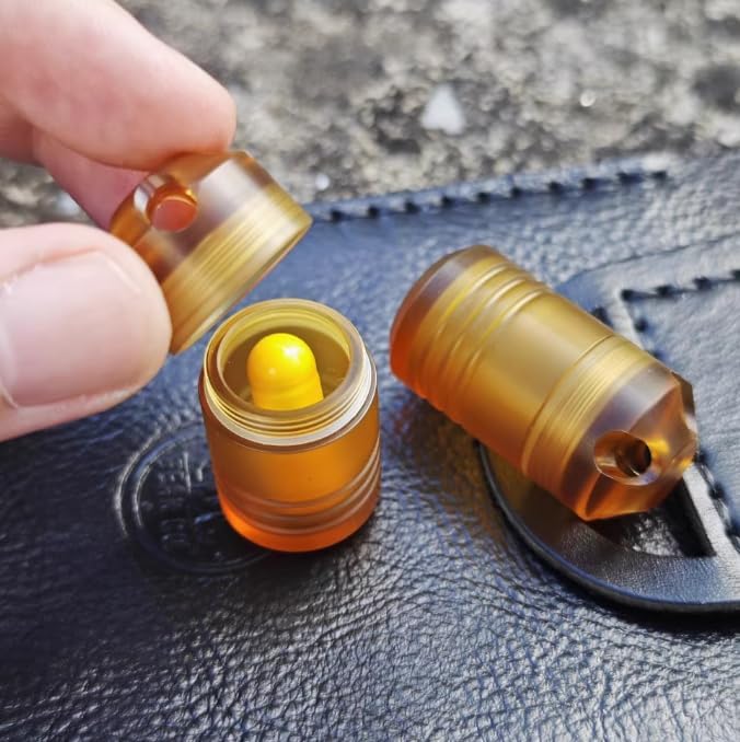 Titanium Keychain Pill Holder Mini Daily Pill Box Pendant Container Waterproof Metal Case Bottle Portable Organizer (PEI)