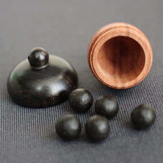 10Pcs Mini Acorns Solid Wood Medicine Pill Box Portable Sandalwood Acorn Pill Case Tablets Storage Sealed Can for Outdoor