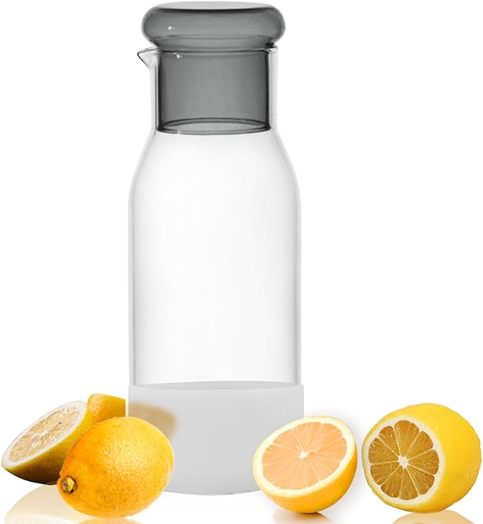 hjn Glass Pitcher Glass Water Carafe with Cup Lid, Fridge Water Jug Cold or Hot Beverages, Iced Tea, Milk, Juice 830ml/28oz & clear cup lid (Glass Pitcher-Gray cup lid)