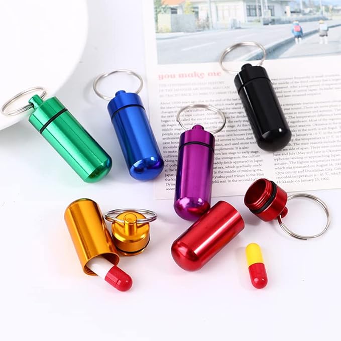 AKOAK 2 Pcs Colorful Round Aluminum Alloy Pill Bottle, Emergency Jar, Waterproof Outdoor Travel Portable Pill Bottle Key Chain (Green)