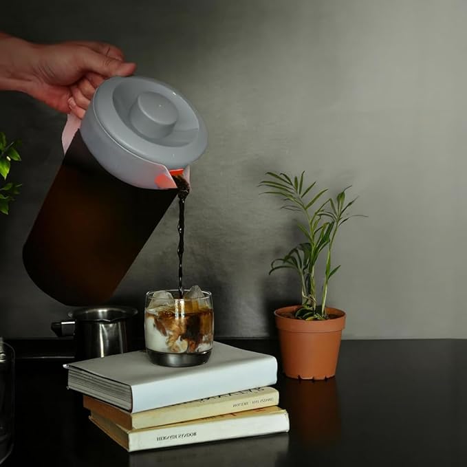 Water Pitcher with Lid 1 Gallon Pitcher, Freezer/Dishwasher Safe, BPA Free & Phthalate Free - Gray