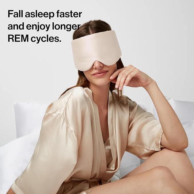 Dore & Rose Deep Sleep Mask Light Blocking, 23 Momme Mulberry Silk Eye Mask, Ultra Soft, Adjustable - Travel Sleeping Mask for Men & Women (Champagne)