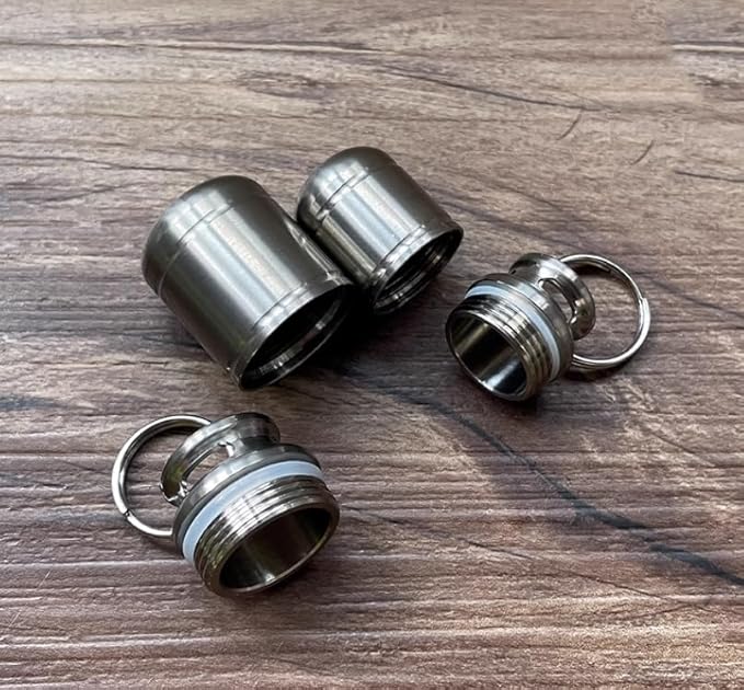 Titanium Keychain Pill Holder Mini Daily Pill Box Pendant Container Waterproof Metal Case Bottle Portable Organizer (s)