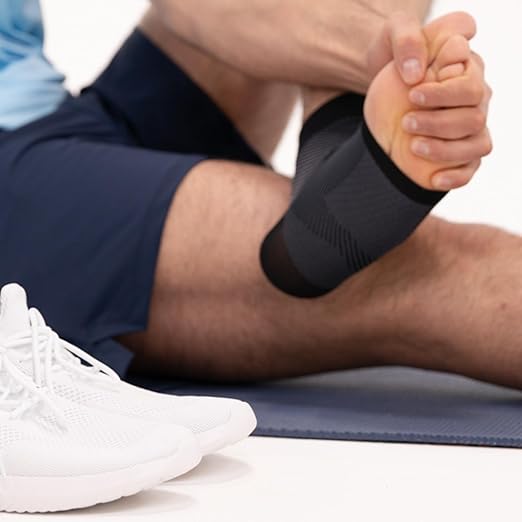 OS1st FS6 Plantar Fasciitis Foot Sleeve for Plantar Fasciitis Pain, Heel and Arch Pain, and Arch Support (X-Small)