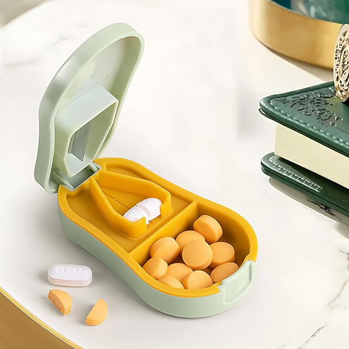 Pill Cutter Splitter for Small and Tiny Pills Green Pill Splitter for Small Pills Easy to Open with Safety Blade Guard, Suitable for Travel, Business Trip(1.96 * 3.54 * 1.02in)