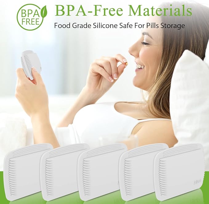 1 Pieces Pill Organizer Reusable Pocket Pill Case Portable Open Pill Pouch Silicone Small Pill Box Pill Container Pill Holder Pill Bags Organizing Medication, Vitamins, and Tablets for Travel (White)