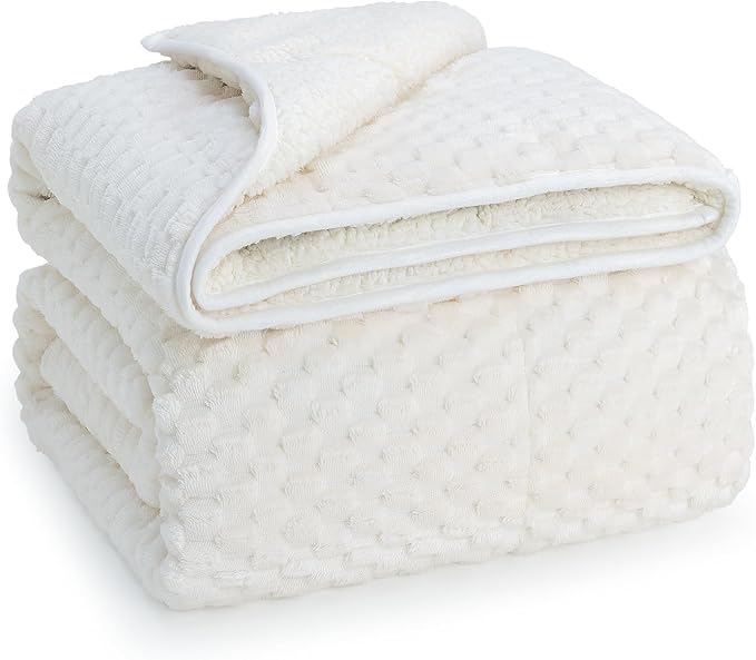 Super Fuzzy Soft Fleece Sherpa Weighted Blanket 15 lbs for Adults, 3D Imitation Turtle Shell Luxury Weighted Throw for Better Sleep, Dual Sided Cozy Blankets for Couch Bed, Cream White, 60" x 80"