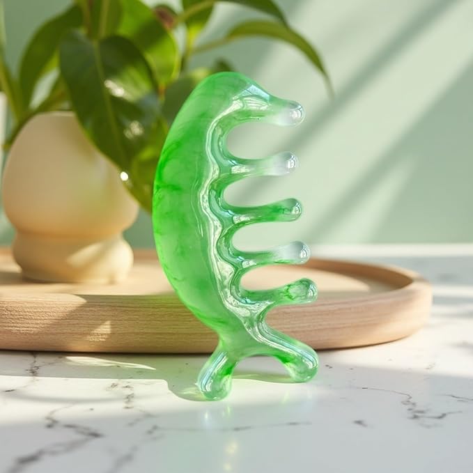 Multi-Functional Manual Massage Tool, Suitable for The Face, Eyes, Head and Neck. It is Used to Reduce Wrinkles, Shape The Jawline and Reduce Swelling. Skin Care Tool (Green)