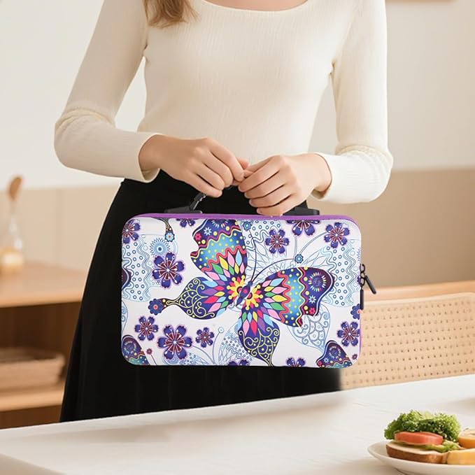 31-Day Medication Box, Featuring 31 Daily Dosage compartments (Allowing for 3 Daily doses), Equipped with a Pill Cutter, is Highly Suitable for Home or Travel use.