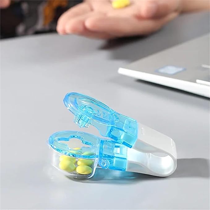 Portable Pill Taker,2025 New Portable Pocket Pill Box Dispenser,Storage Box Medication Dispenser Easy to Take Out Pills from Package for Elderly,Individuals with Weak Senior Arthritis Hand (1PC)