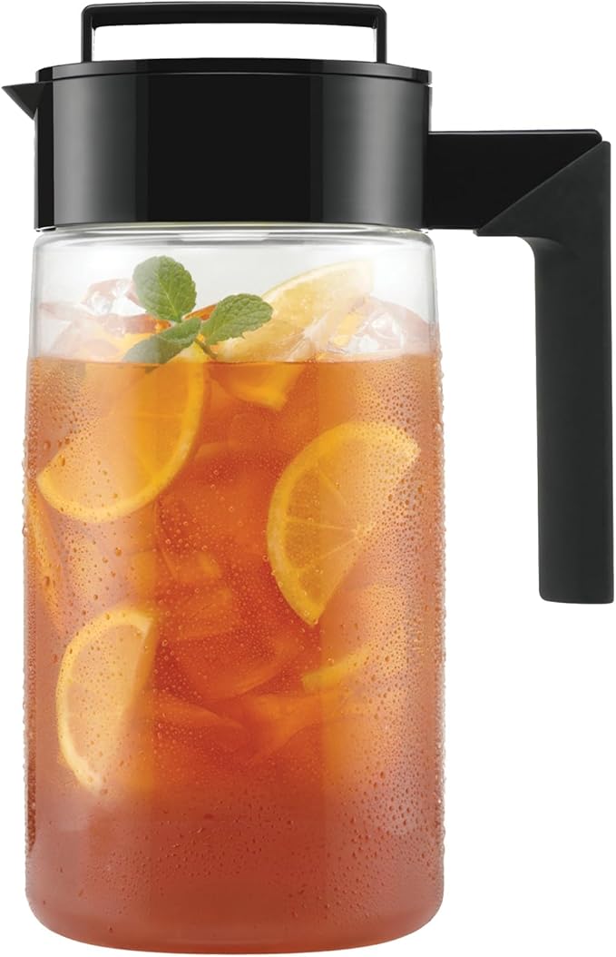 Takeya Airtight Pitcher - Durable BPA-Free Eastman Tritan Odor/Stain-Resistant Leakproof Lid for Iced Tea/Water Easy-Grip Silicone Handle Spill-Free Spout Fridge-Friendly Made in USA 1 Quart/Black