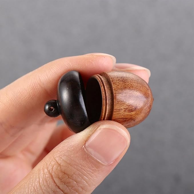 10Pcs Mini Acorns Decor Craft Artificial Acorns Solid Wood Medicine Pill Box Portable Sandalwood Acorn Pill Case Tablets Storage Sealed Can