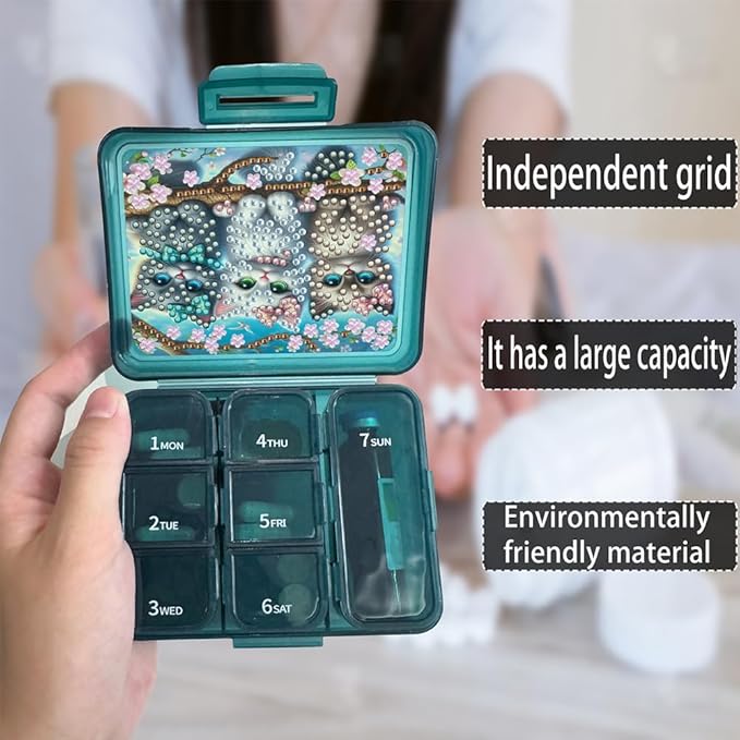 C'eitura DIY Cat Diamond Art Painting 7 Day Black Pill Organizer with 7 Lid, Weekly Medication Box with Detachable Compartments, Fun DIY Craft Project for Adults, Elegant Pill Case for Purse & Travel