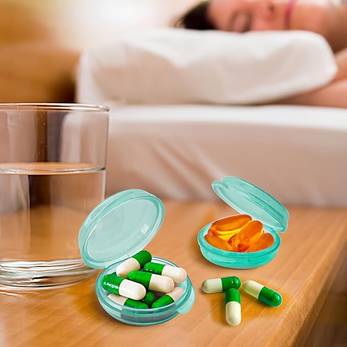 3PCS Small Pocket Daily Pill Box Organizer - Portable Travel Wallet with Individual Compartments - Compact, Convenient and Easy-to-Use Mini Pill Container for On-The-Go Medication Management (Green)