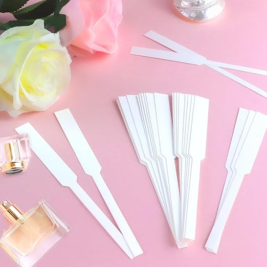 200Pcs Disposable Perfume Test Strips,Fragrance Tester Strips Fragrance Blotter Strips Scented Cards Essential Oil Diffuser Strip,Used to Test Fragrance of Perfume Essential Oil(White)