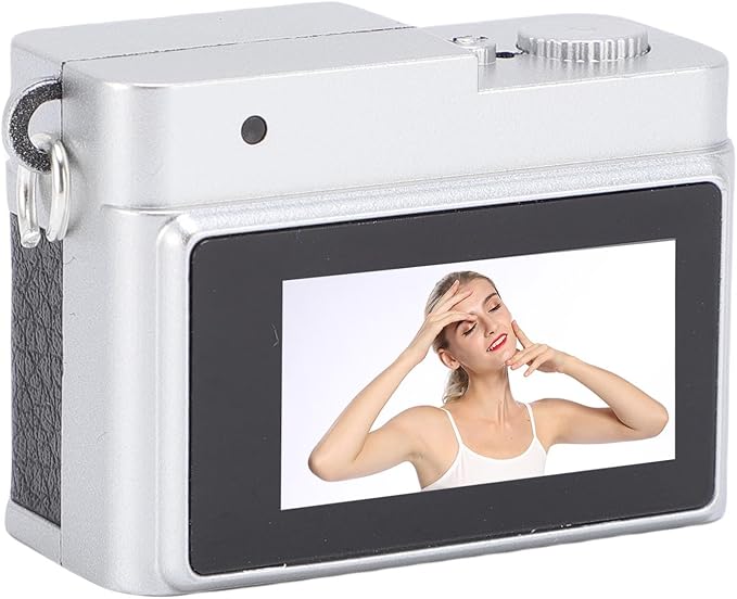 Zunate Mini Keychain Camera 1080P FHD with 32GB Card, Retro Digital Camera with 0.96 Inch Color Screen, 6 Filters, LED Flash, Portable Vintage Video Recorder for Travel Study Kids Gift (Black)
