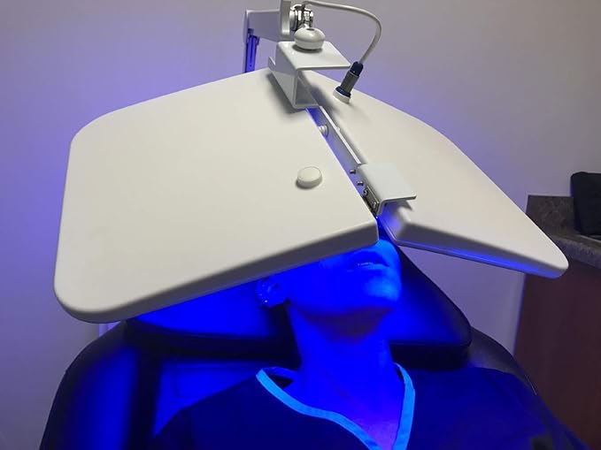 LED Light Therapy Mask, Model FM-02