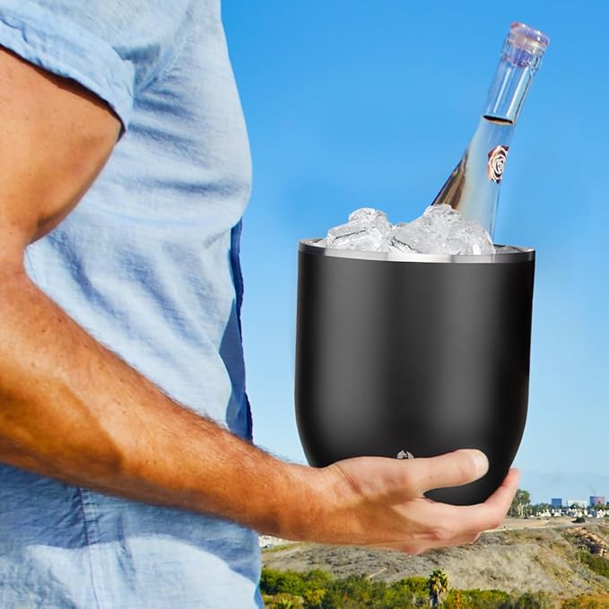 Snowfox Plus - Insulated Ice Bucket with Lid/Scoop, Premium Vacuum Insulated Stainless Steel Ice Buckets for Parties, Ice Box, Home Bar Accessories, Parties Supplies, Bar Decor, 3L, Gold