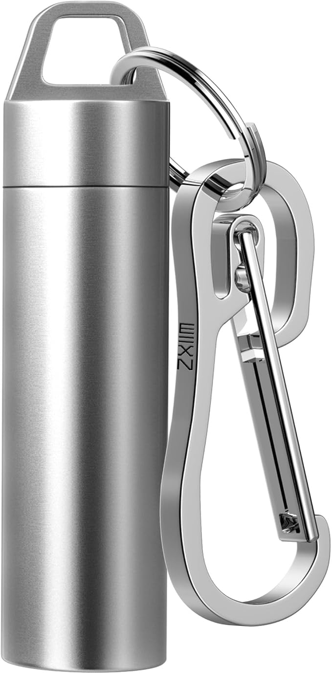 Small Pill Case, Portable Metal Pill Holder Keychain Waterproof Pill Box Container Mini Stainless Steel Pill Organizer for Travel Purse Pocket