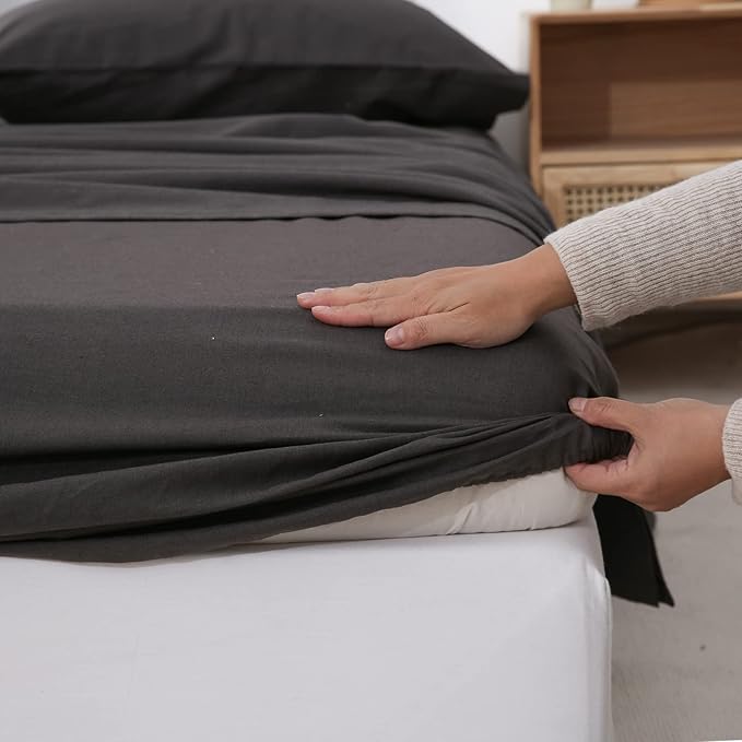 Simple&Opulence Belgian Linen Sheet Set Solid Color - 4 Pieces (1 Flat Sheet, 1 Fitted Sheet & 2 Pillowcases) Natural Flax Cotton Blend Soft Breathable Farmhouse Bedding - Full Size, Dark Grey