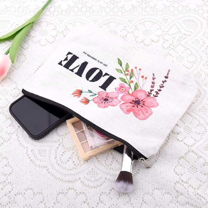 Engagement Wedding Party Makeup Bags Celebrate Bridal Shower Toiletry Bag Friends Bridesmaid Gifts from Bride Marriage Favor Bags Pouch Newlywed Supplies Greeting Bag for Wedding Guest Souvenir Gifts