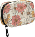 Fustylead Hand Drawn Retro Groovy Daisy Flowers Pill Organizer for Purse, Weekly Portable Pill Box with Zipper to Storage Vitamins Fish Oils Medications Supplements