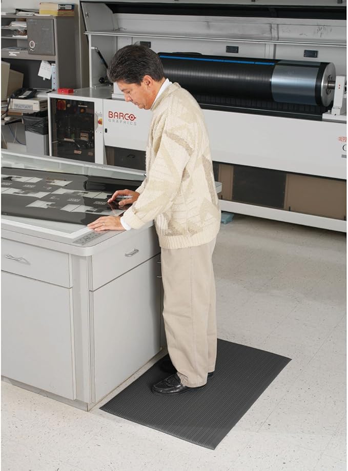 Genuine Joe Anti-Fatigue Mat with Vinyl Foam, Beveled Edge, 3 by 5-Feet, Black