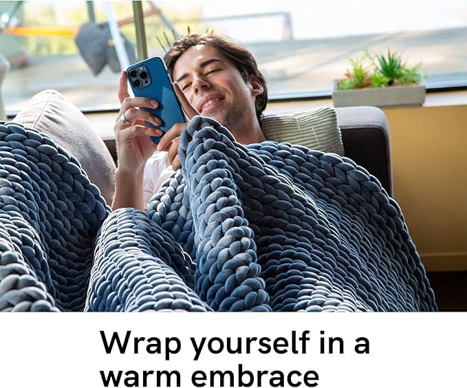 YnM Velvet Weighted Blanket, Handmade Chunky Knitted Design, Soft and Cozy, Temperature Regulating and Breathable, Machine Washable Throw for Sleep or Home Decor (Blue, 60x80 Inch, 20lbs)