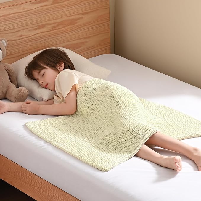 Guohaoi Knitted Weighted Lap Pad (Cream 20"x30" 2lbs) No Beads Cooling Weighted Blanket, Breathable Chunky Knit Blanket, Small Throw Blanket for Travel Indoor Outdoor