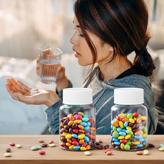 Lamoutor 30Pcs Clear Pill Bottle Plastic Medicine Bottle Empty Reagent Chemical Containers with Caps for Liquid Solid Powder Medicine 100ML