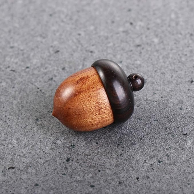 10Pcs Mini Acorns Decor Craft Artificial Acorns Solid Wood Medicine Pill Box Portable Sandalwood Acorn Pill Case Tablets Storage Sealed Can