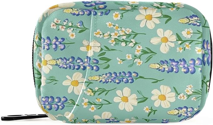 Cute Green Bluebonnet and Daisies Cute Pill Organizer Weekly Travel Pill Box 7 Day Large Capacity Pill Dispenser Case with 8 Pill Container Daily Pill Box Organizer Vitamin Holder Pill Bottle