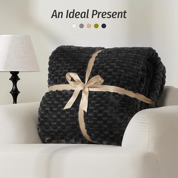 Wemore Fleece Weighted Blanket for Adults (60" x 80" 20lbs, Black), Dual Sided Cozy Soft Sherpa Heavy Blanket, 3D Imitation Turtle Shell Warm Jacquard Flannel Weighted Blankets