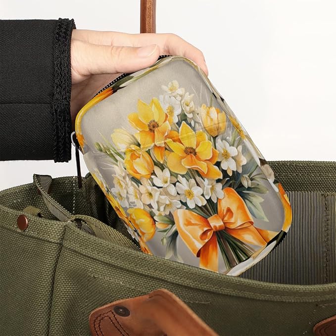 Yellow White Spring Flowers Travel Pill Organizer Box Weekly Portable Pill Case Daily Pills 7 Day Small Birth Control Pills Container Removable Compartments for Medicine Vitamins Fish Oil