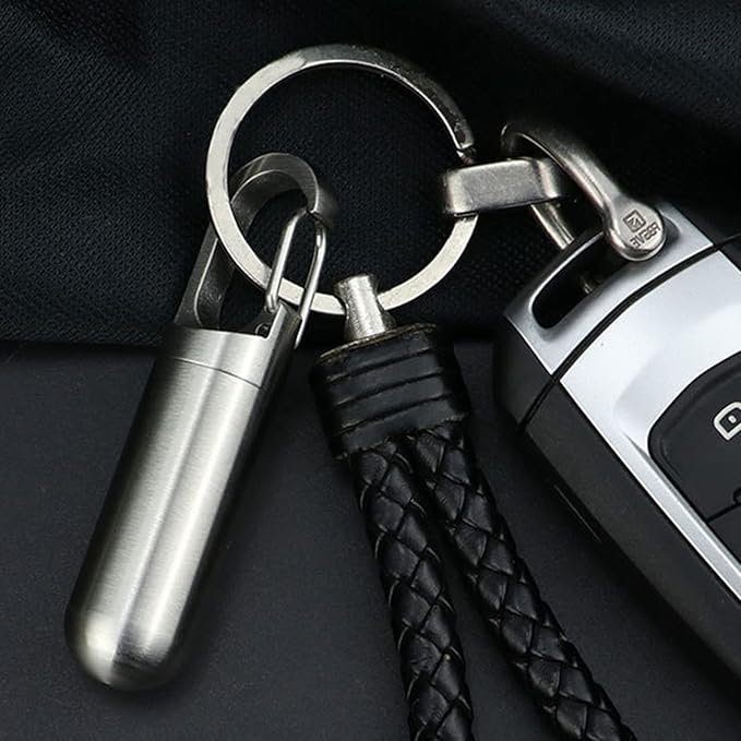 Stainless Steel Pill Container, Sealing Waterproof Portable Keychain Pill Holder Keychain Pill Holder for Outdoor Travel Purse