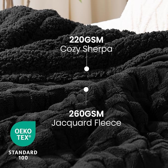 15lbs Weighted Blanket Twin Size, Classy Soft Jacquard 3D Checkered Sherpa Weighted Blankets for Adults, Cozy Fluffy Bed Blanket for Sleeping, 48 x 72 inches, Ceramic Beads, Black