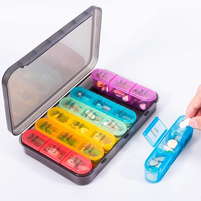 Daviky Pill Organizer 3 Times a Day, Daily Pill Box 7 Day, Weekly Cases Medicine Organizers to Hold Vitamins and Medication