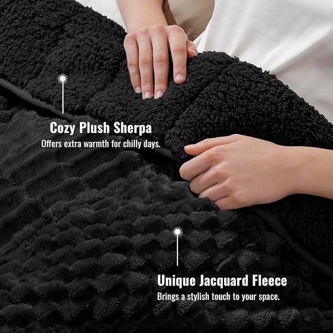 Uttermara Fleece Weighted Blanket for Adults Twin Size 15lbs, Soft Sherpa Weighted Blankets for Sleeping and Calming, Fuzzy Heavy Blanket for Bed and Couch, 48 x 72 Inches, Black