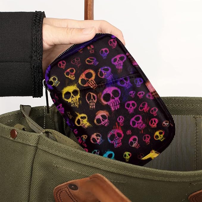 Skulls Halloween Pill Case Weekly Medicine Organizer with Travel Bag Seven-Day Pill Box Vitamin Supplement Box Fish Oil Pills Holder