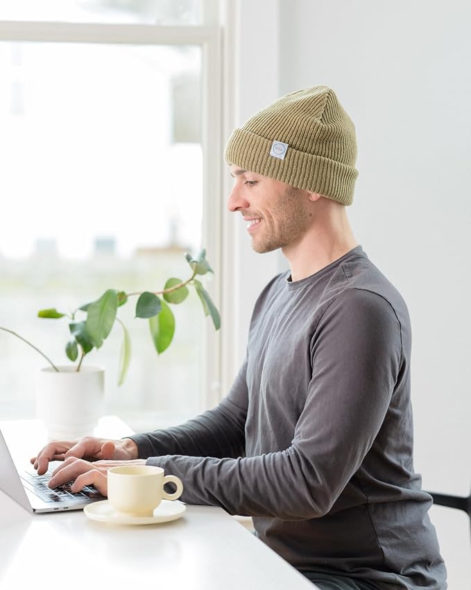 Halsa EMF Protection Hat, Knit Beanie for Men and Women, Silver Fiber Fabric Lined, One Size Fits Most