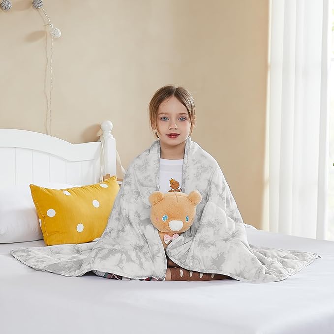L'AGRATY Weighted Blanket - 36"x48" 3lbs Microfiber Material with Glass Beads Small Blanket for All-Season Summer Fall Winter Soft Thick