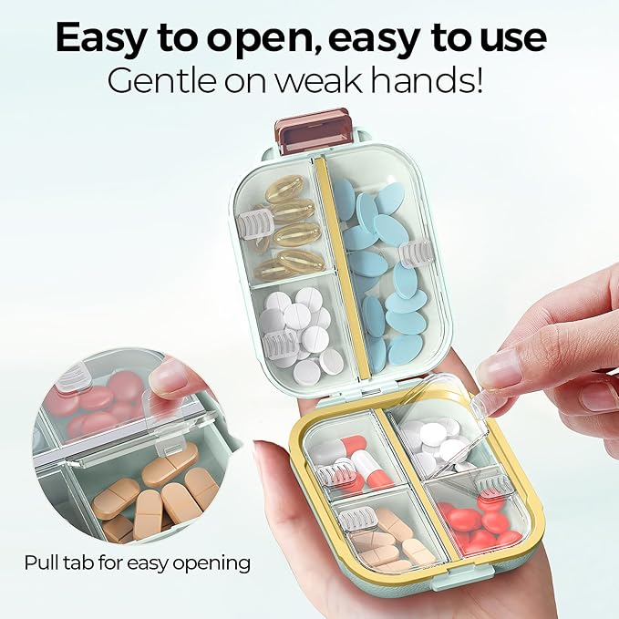 7 Compartments Travel Pill Organizer, Foldable Portable Airtight Daily Pill Box, Compact Pill Case for Purse & Pocket, BPA-Free Medicine Organizer for Vitamins Fish Oil Supplements (Green)